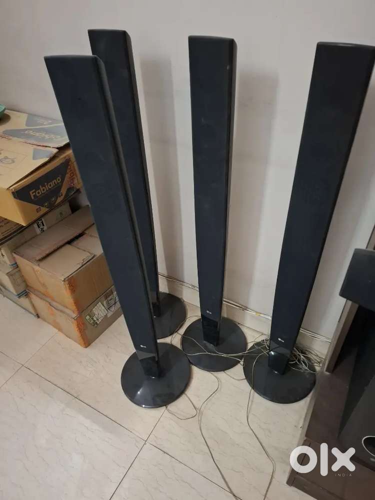 Lg 5.1 speakers and one subwoofer all working in mint condition.