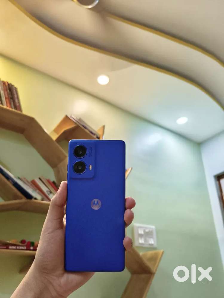 Moto G85 5G (8/128) – Like New + 5 Premium Covers Free  Blue Colour