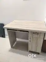Office / Study Table