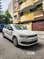 Volkswagen Vento Comfortline (2011)
