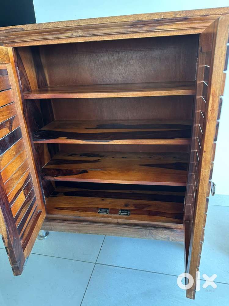 Sheesham wood Shoe rack