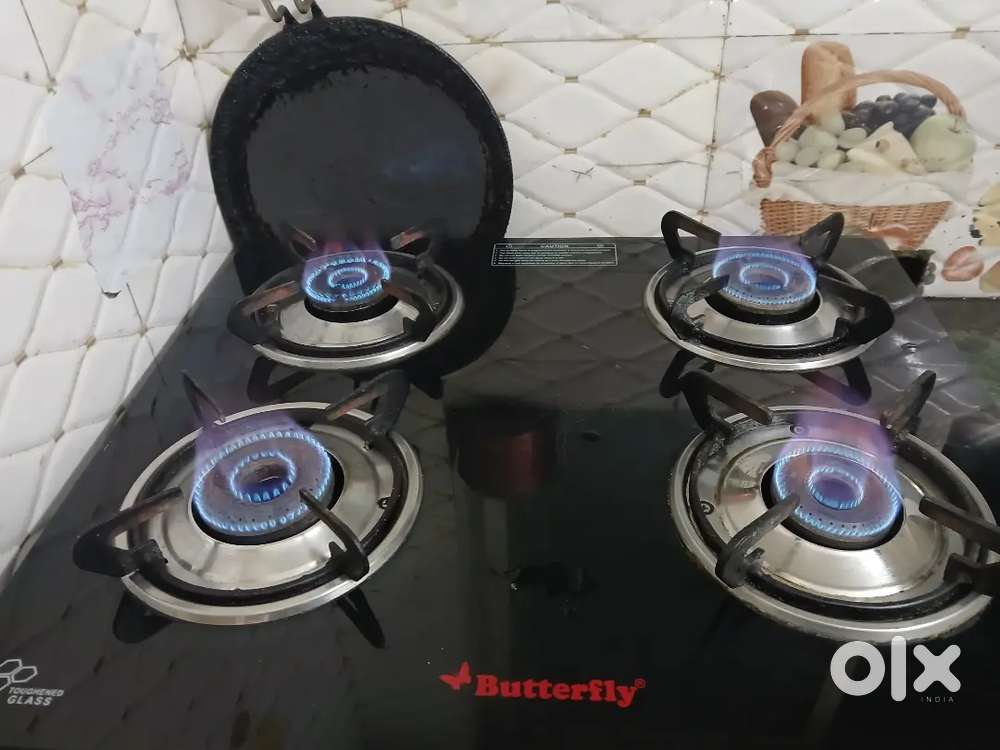 4 burner gas stove fully working condition