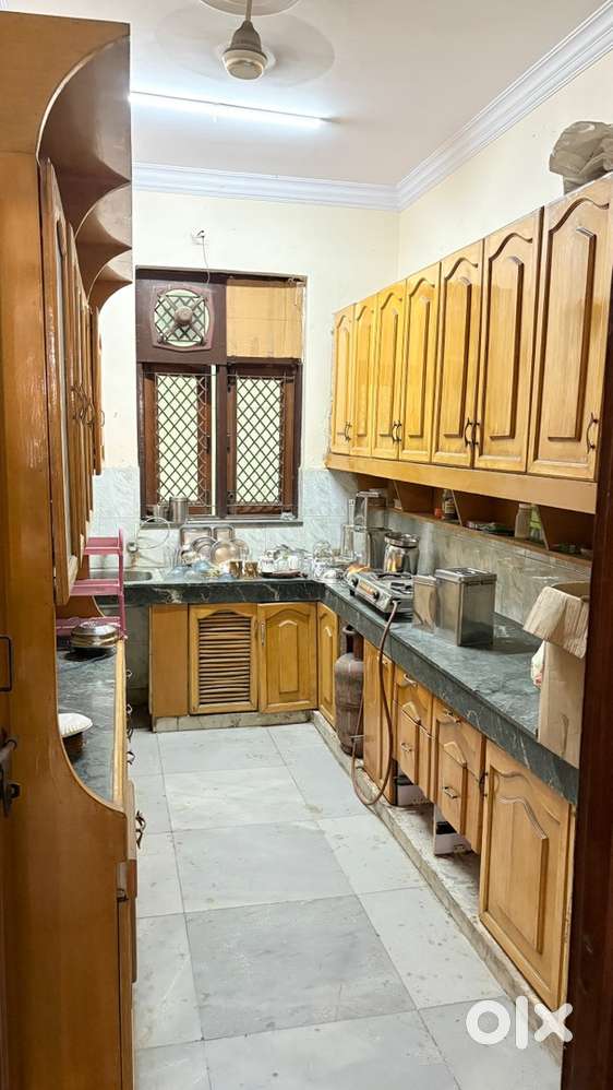 GOLDEN TOWER SHASTRI NAGAR MEERUT