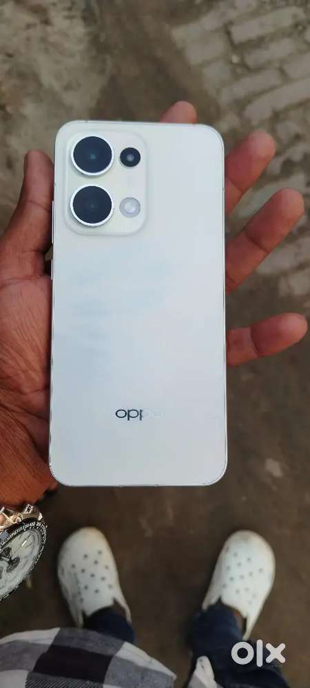 Oppo reno 13 8gb ram 256gb rom