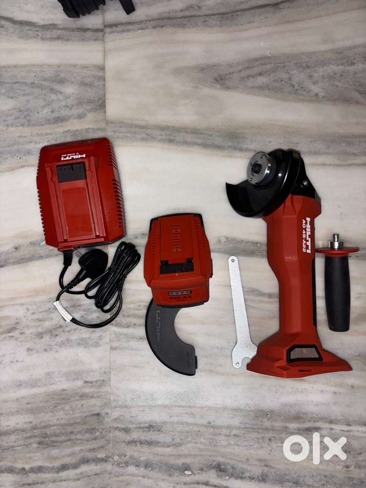 Hilti AG 4S-A22 Angle Grinder Kit (Charger, Battery, Accessories)