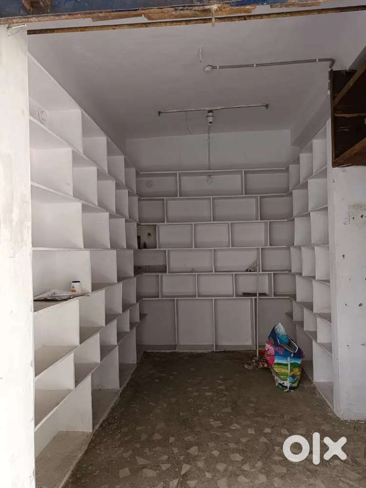 Shop for rent