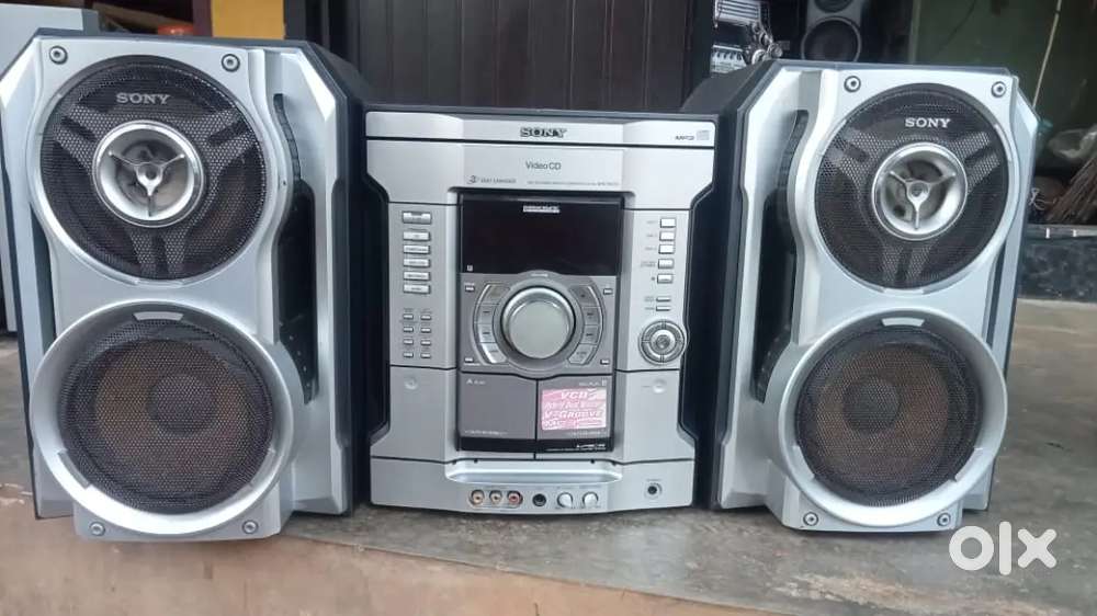 Sony 3100 watts aux fm caset warking