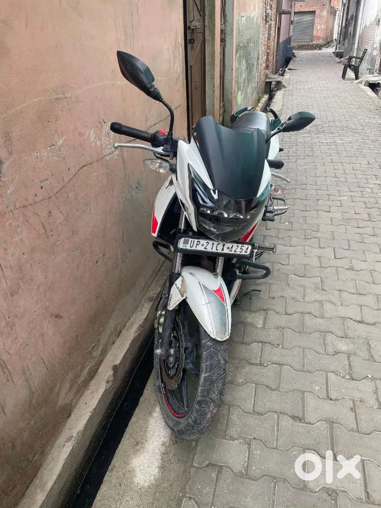 Apache rtr 160