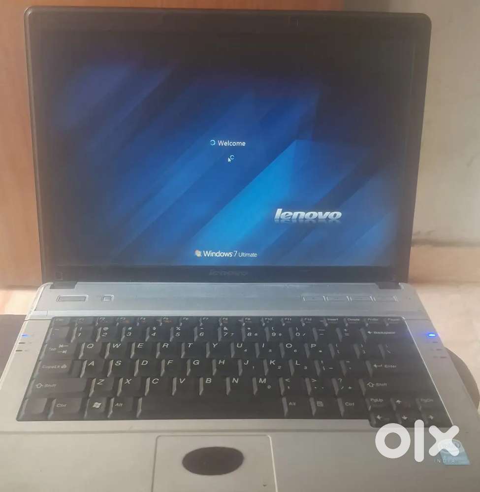 Lenovo laptop only windows cropt 2gb ram 300 gb hard disk