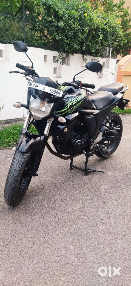 Yamaha fz v 2 model 2016