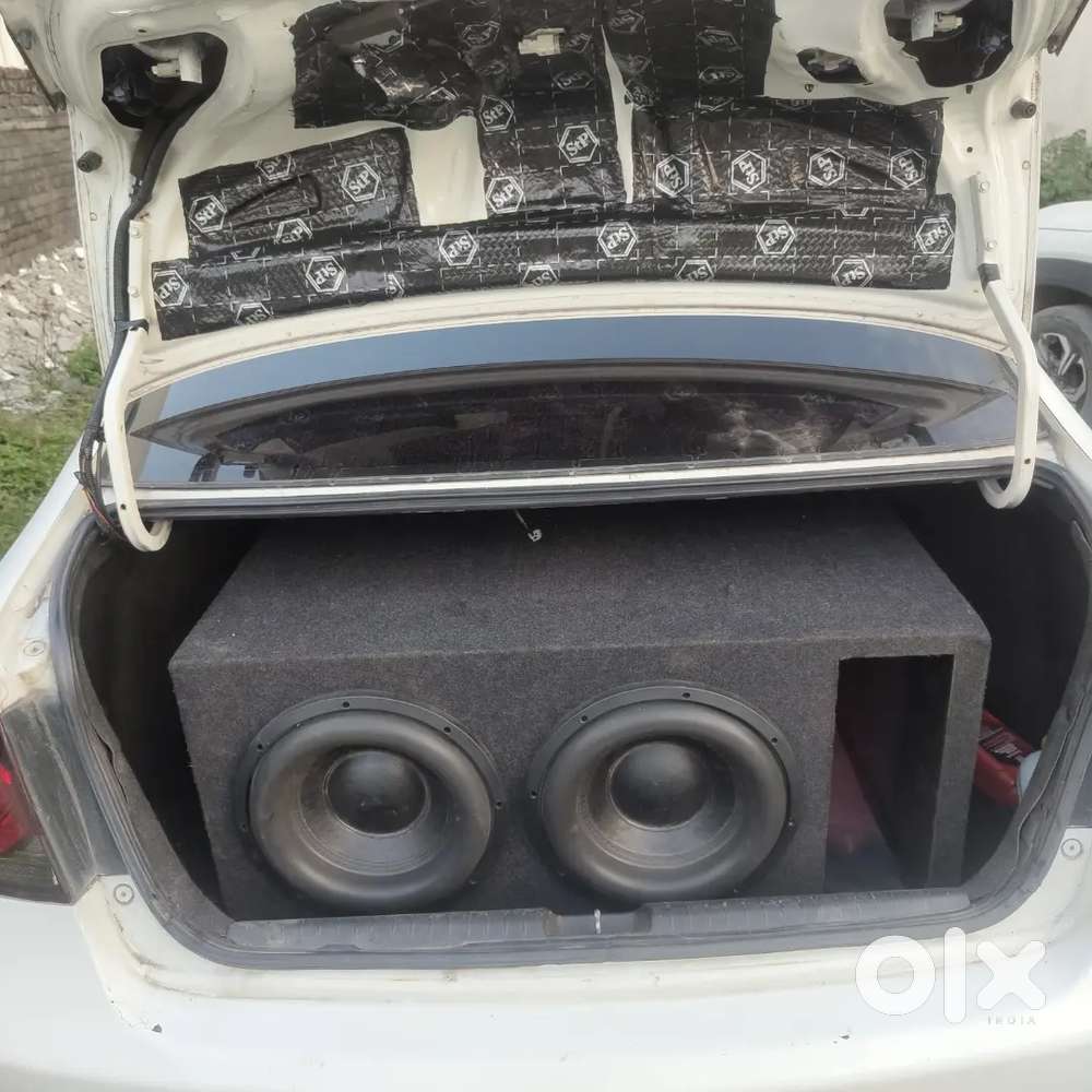 Mono amplifier with heavy woofer and mid range and pioneer 4050 stereo
