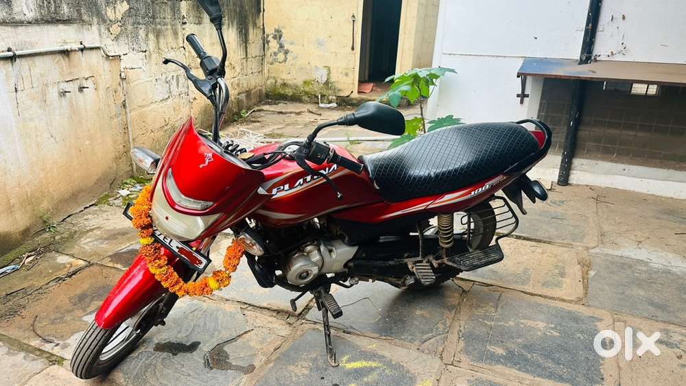 Bajaj Platina 100cc Alloy wheels