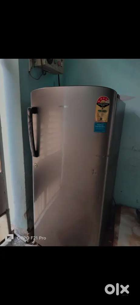 Fridge in good condition 183 liter...