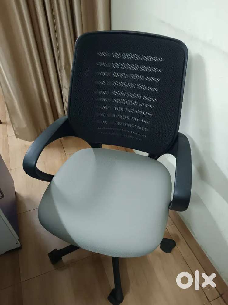 1 office table 2 revolving chairs fridz computer