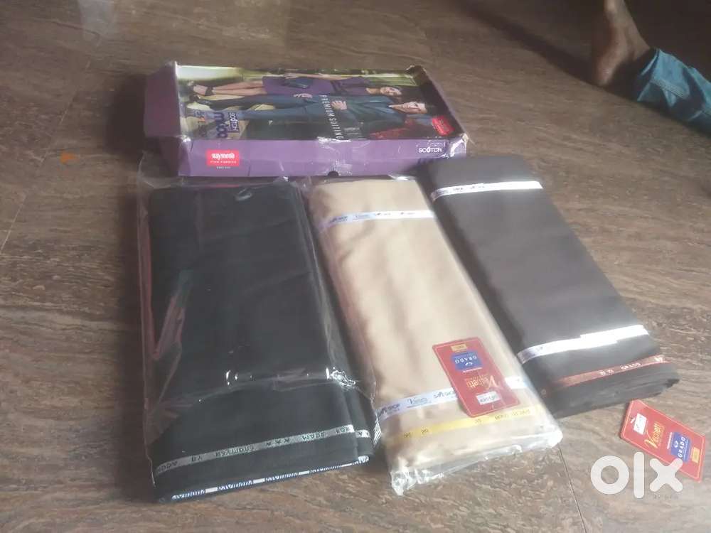 Raymond shut and pant