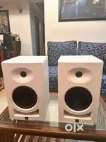 KALI AUDIO LP-6 active studio monitor