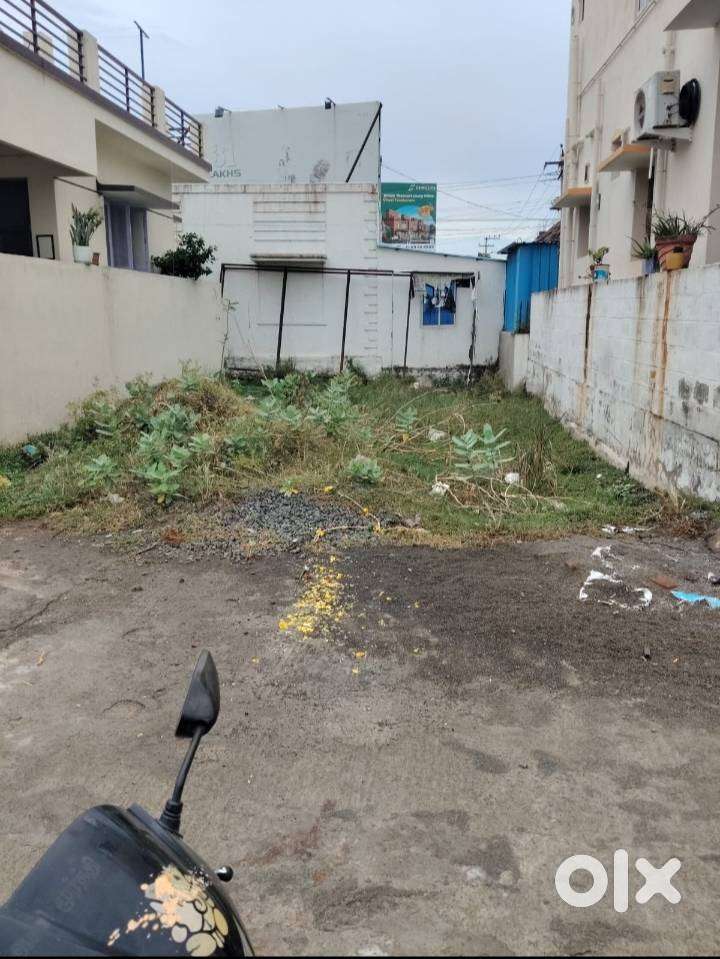 Plot located in Vengambakkam main road backside close to zion internat