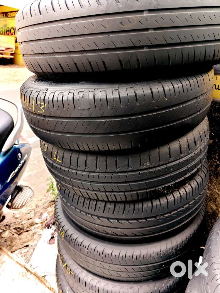 Low budget Used tyres. Full grip tyres
