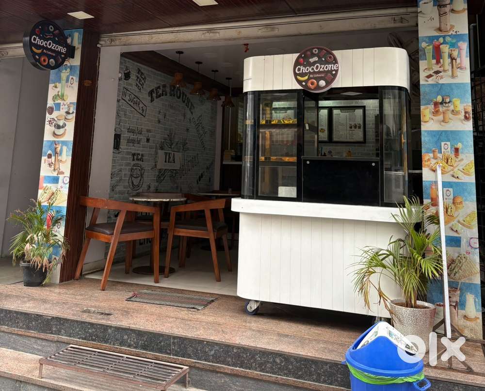 Shop (Cafe) for Sale