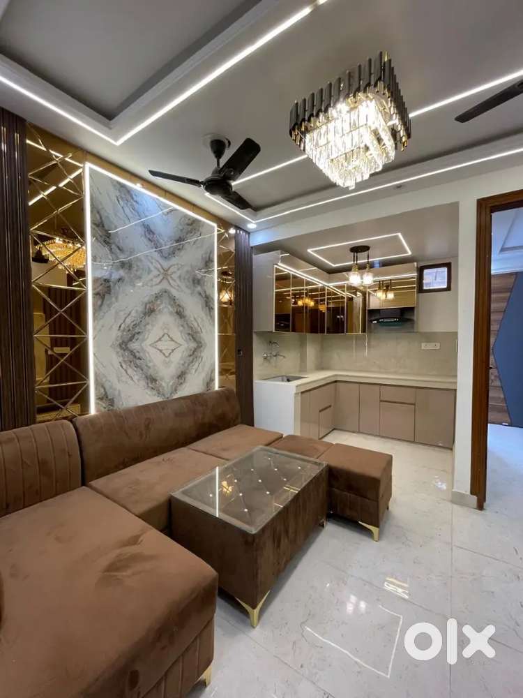 2bhk lift common roof near metro