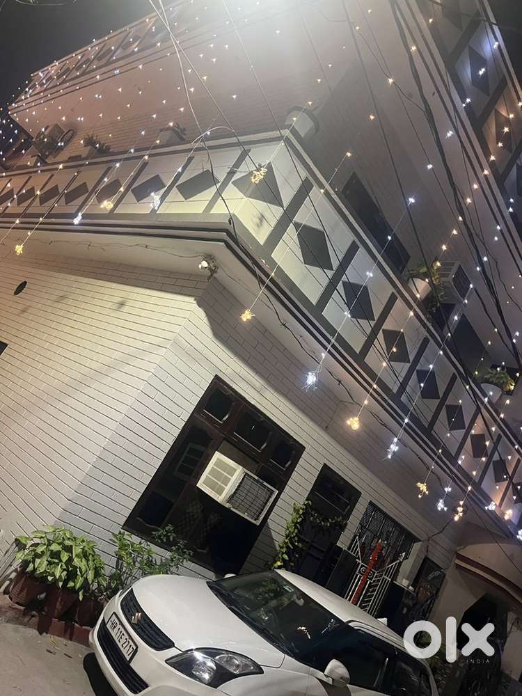 NOOR PG (Only For Girls)