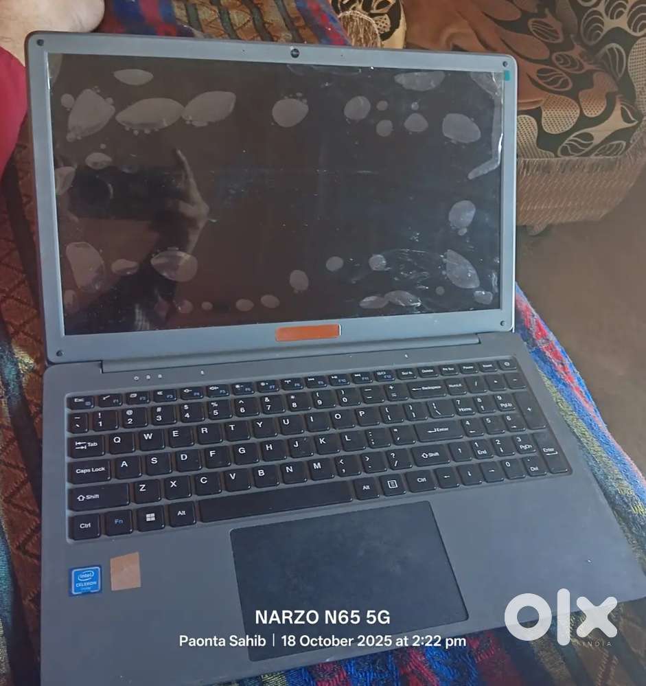 Axl laptop