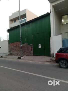 4500 sq ft warehouse, godown for rent in chattarpur