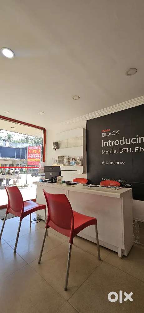 CUSTOMER RELATIONSHIP OFFICER