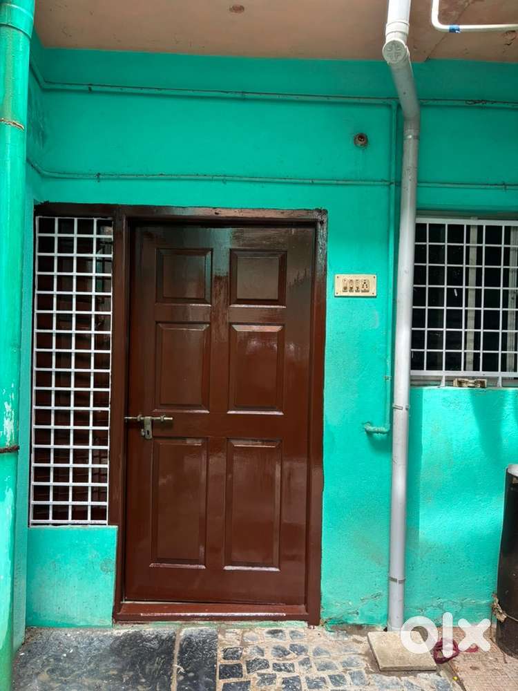 1rk for rent for mens bachlors