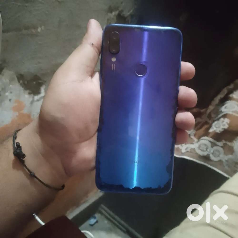 Redmi note 7 pro 6gb ram 128 gb bilkul ok ha phn box and bill nal ha