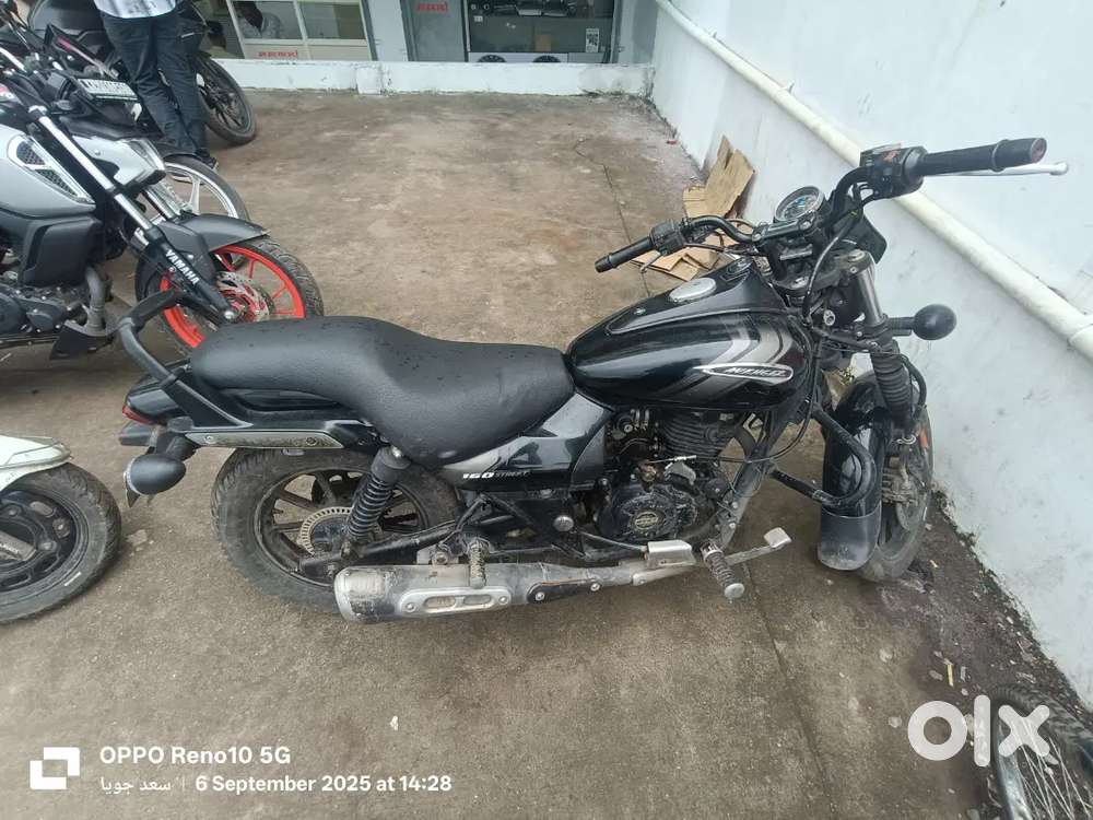 Bajaj avenger 160 MH 15