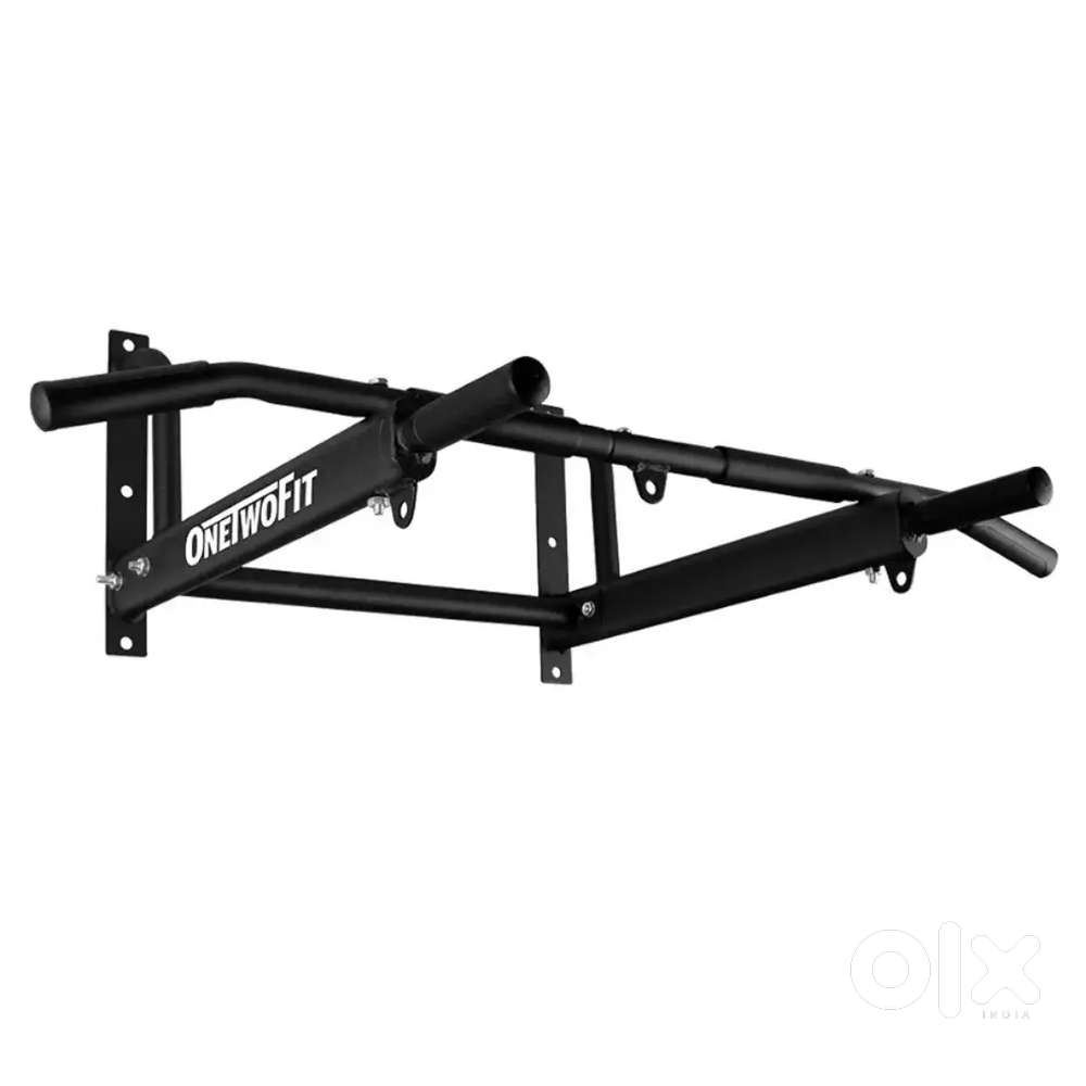 ONETWOFIT Wall Mounted Pull Up Bar.