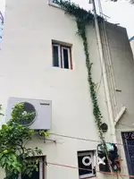 Individual duplex type residential house