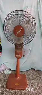 Ketan stand fan