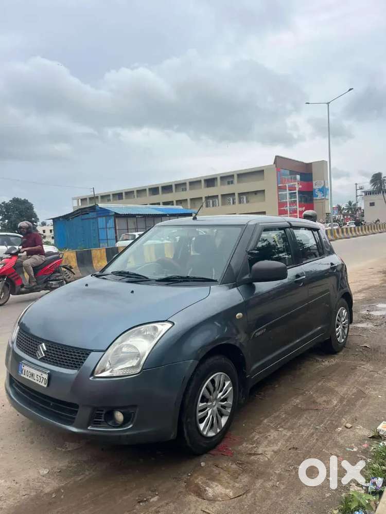 Maruti Suzuki Swift 2010 Petrol 85000 Km Driven