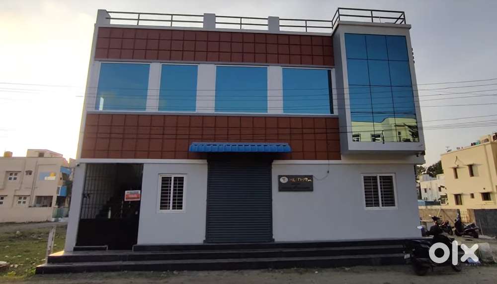 School Opposite Commercial Ground Floor Building Rent
