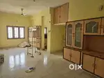 Corner, 2 exit doors can use resi cum office