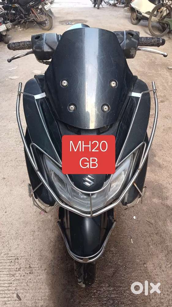 Suzuki Burgman Street