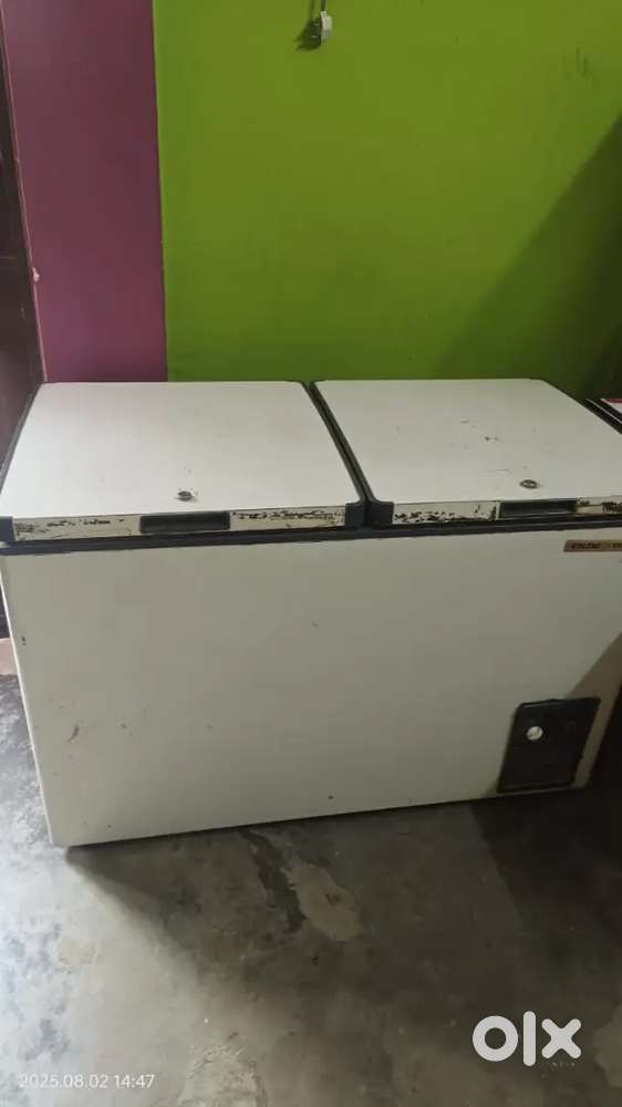 Tata Voltas Fridge 350 लीटर