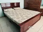 Queen bed + Mattress