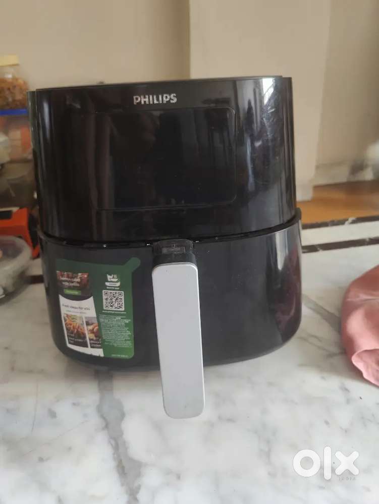 Philips digital airfryer- NEW. On sale