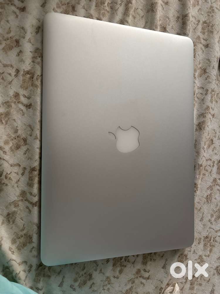 Macbook Air mid2017 model