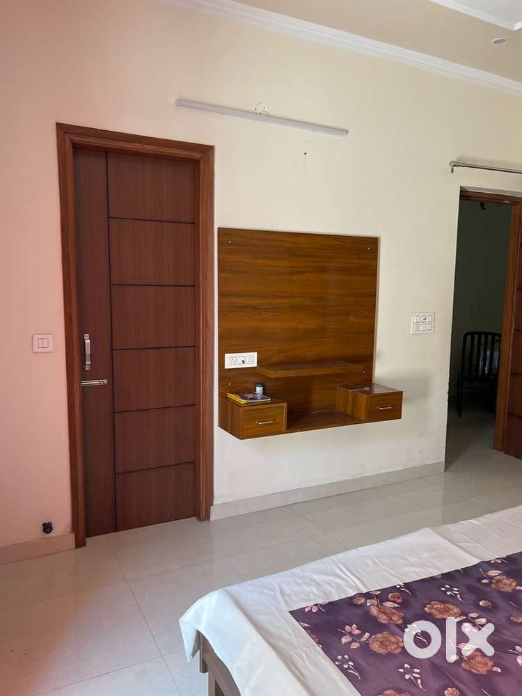 Two bedroom set in kothi