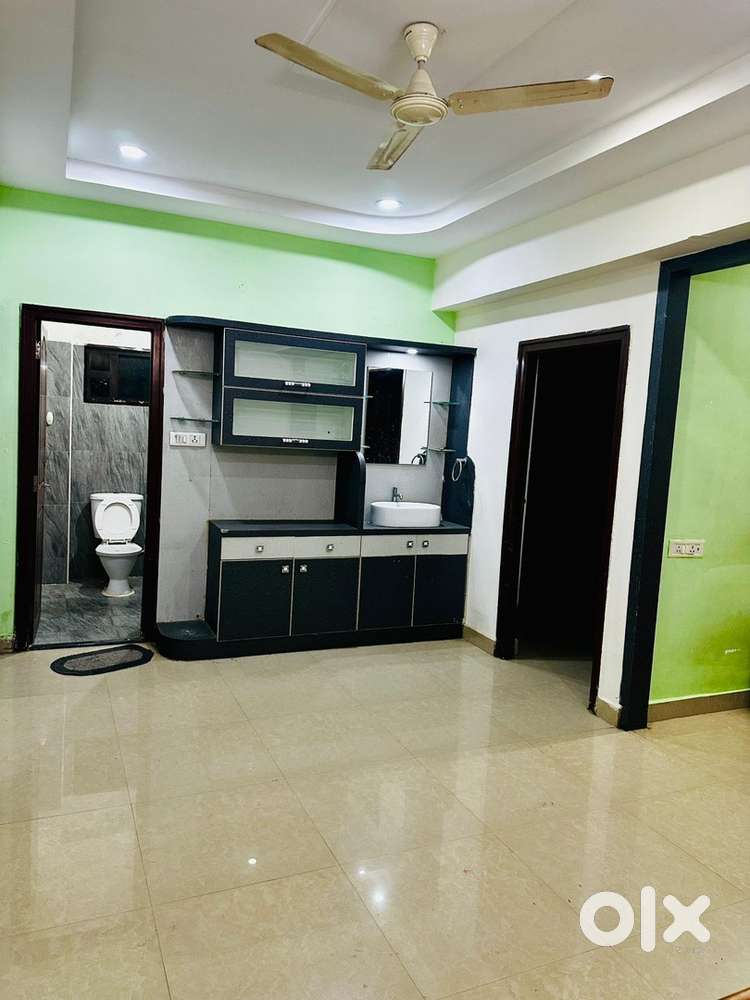 2 BHK Fully Furnished Flat for Sale – ₹75 Lakhs (No Brokers Please)