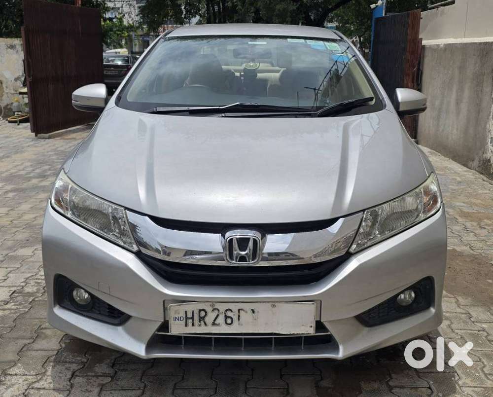Honda City V MT Exclusive, 2016, Petrol