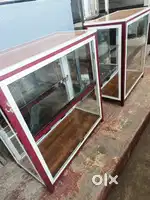 Alluminium ALMIRAH display counter