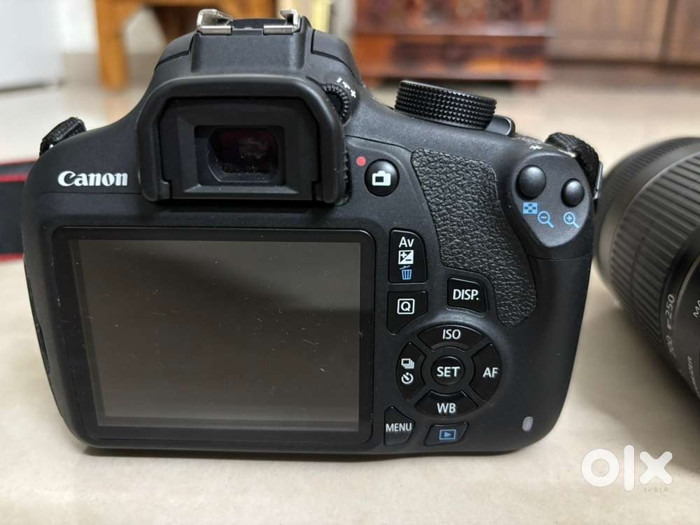 Canon EOS 1200D