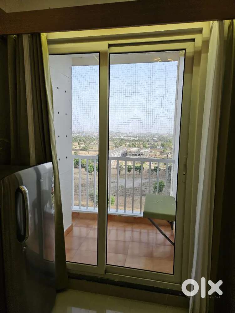 3bhk Sami furnished flat for rent only family and working