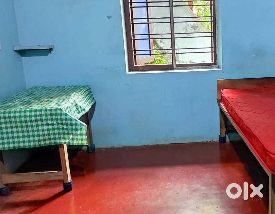 PG FOR GENTS NEAR CALICUT MEDICAL COLLEGE