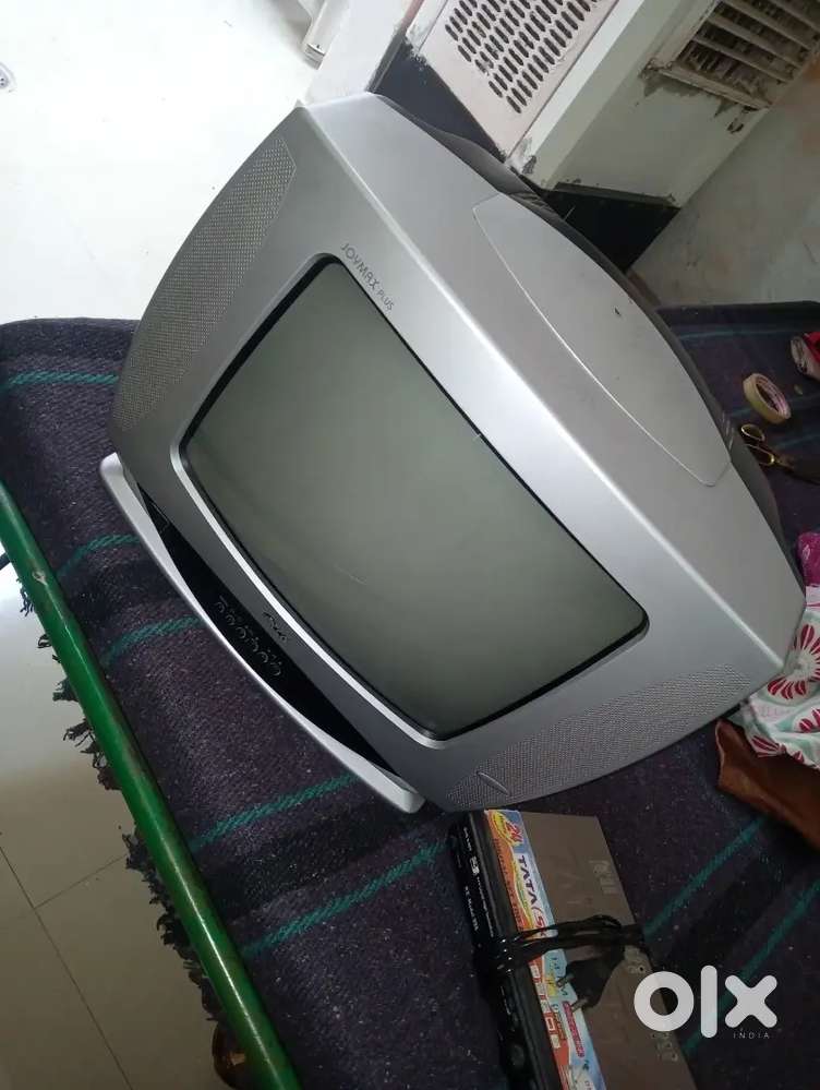 LG tv good condition
